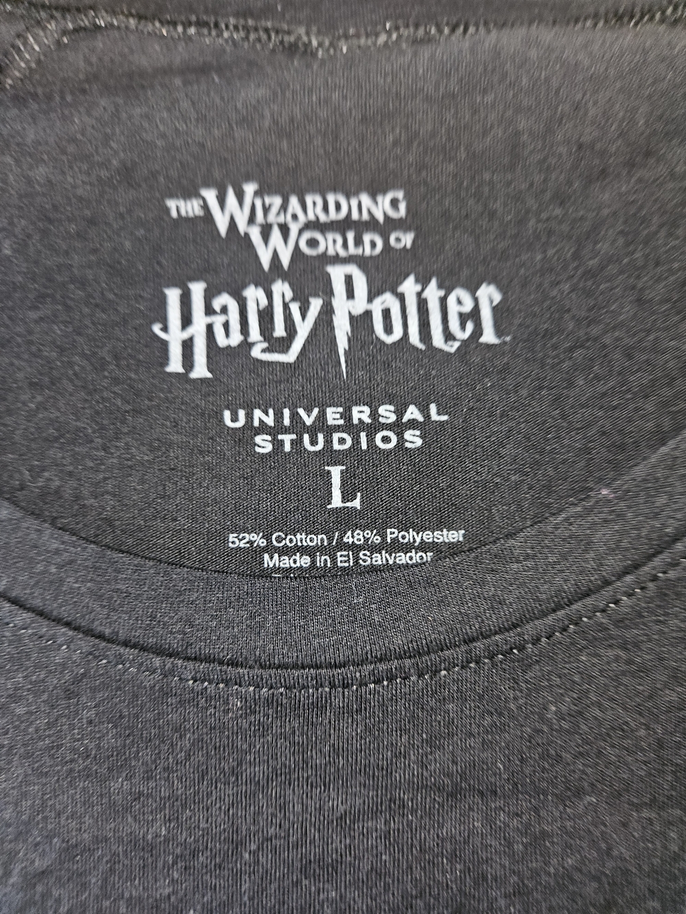 Harry Potter "Free the House-Elves" Short Sleeve Tee - Black/Gold - Picture 5 of 5